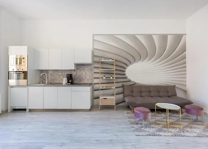 Designer Apartment On The Budapest Broadway With 2Br And Ac